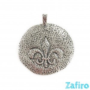 Colgante de flor de lis