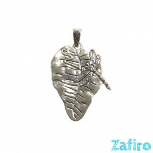 Colgante de libélula