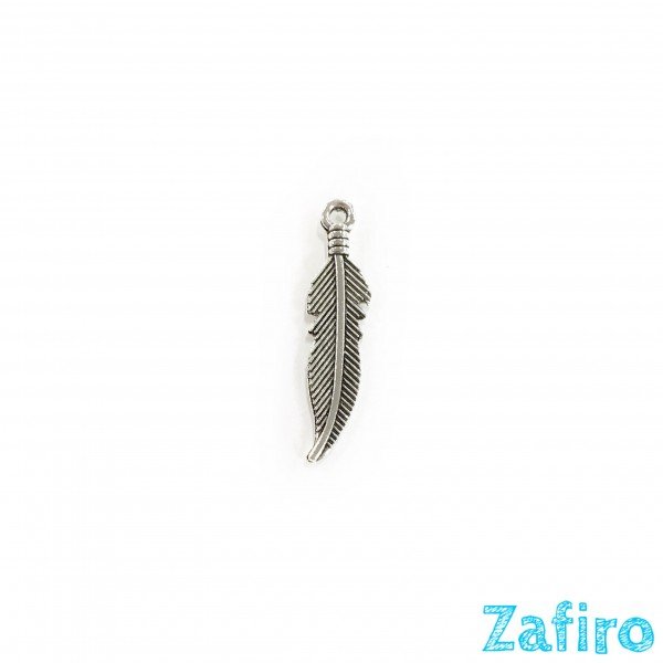 Colgante de pluma