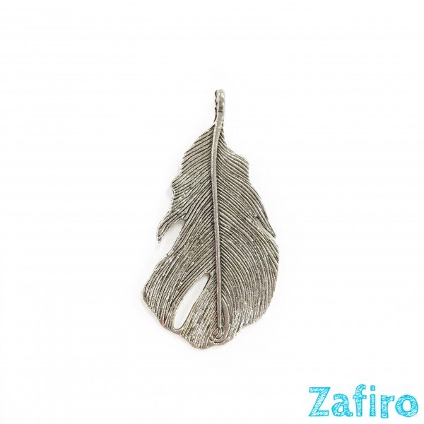 Colgante de pluma