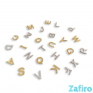 Letra de acero inoxidable